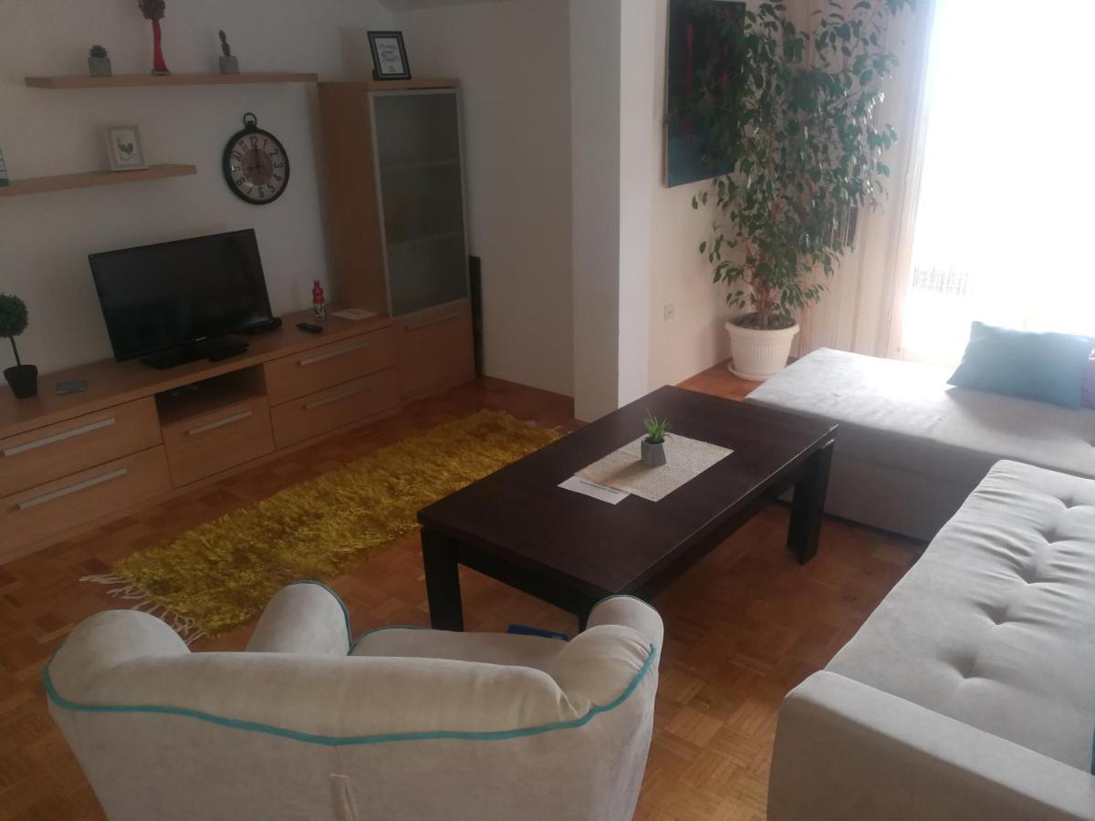 Apartment Nedic Doboj Buitenkant foto